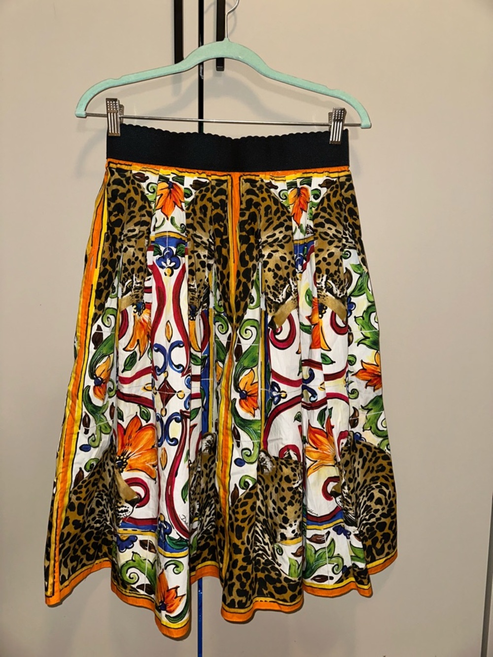 Dolce & Gabbana White Multicolor Baroque and Leopard Midi Skirt Size 40 - Picture 3 of 5